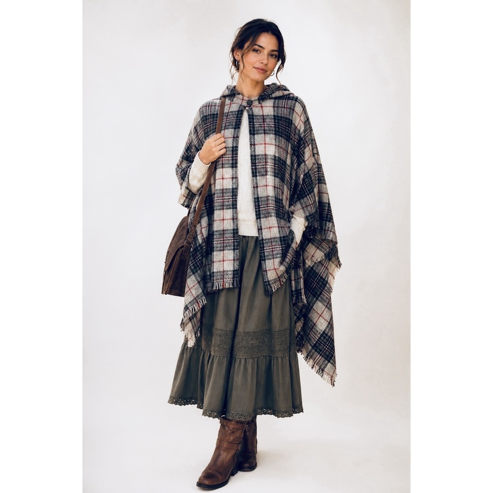 Vtg Brendella Wool Cape Poncho Rustic Country Equestrian Ireland Plaid Gray OS